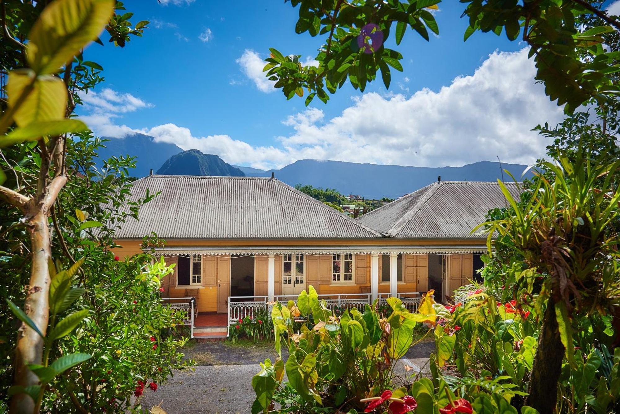 Relais Des Gouverneurs Салази Экстерьер фото